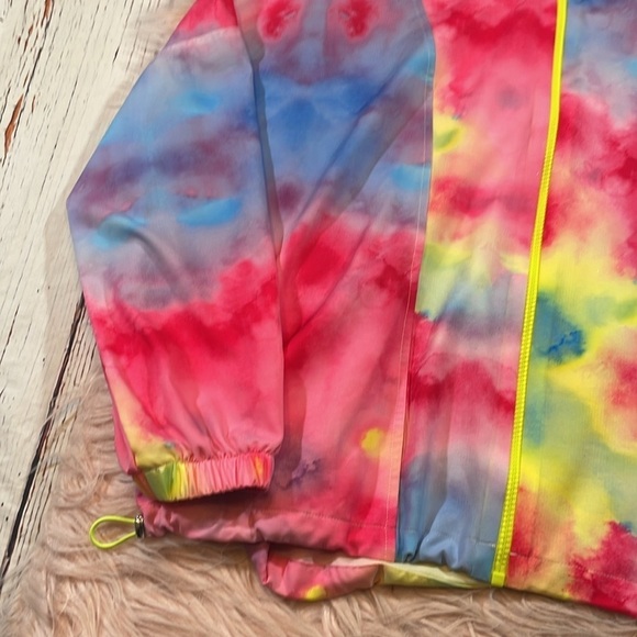 Terez Women's Tie-Dye Print Paneled Full Zip Windbreaker Jacket - Picture 4 of 10